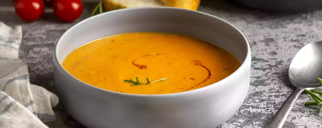 9 kremalı çorba, sanki tazeymiş gibi mükemmel bir şekilde (kesilmeden) çözülür