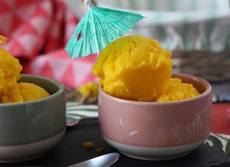 Mango ve misket limonu sorbesi hazır!