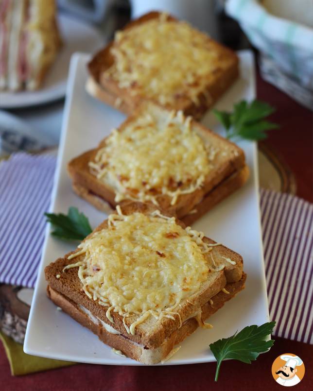 1. Hava fritözünde Croque monsieur