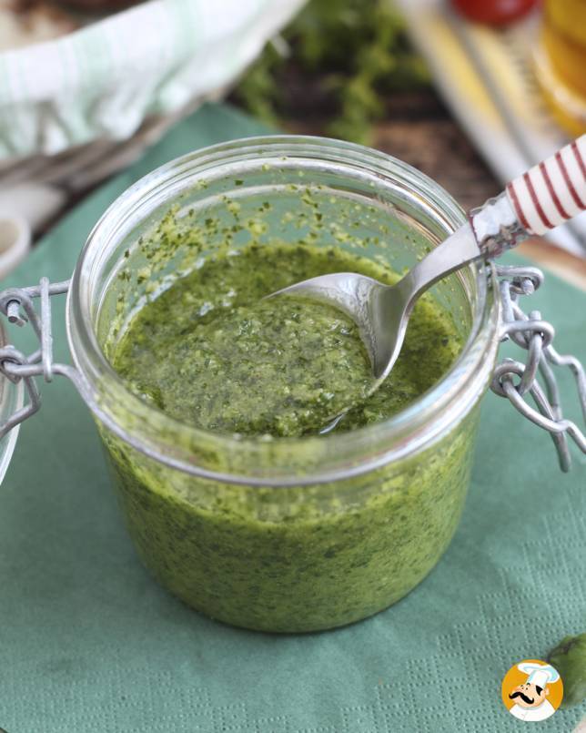 Ev yapımı yeşil pesto - pesto alla genovese