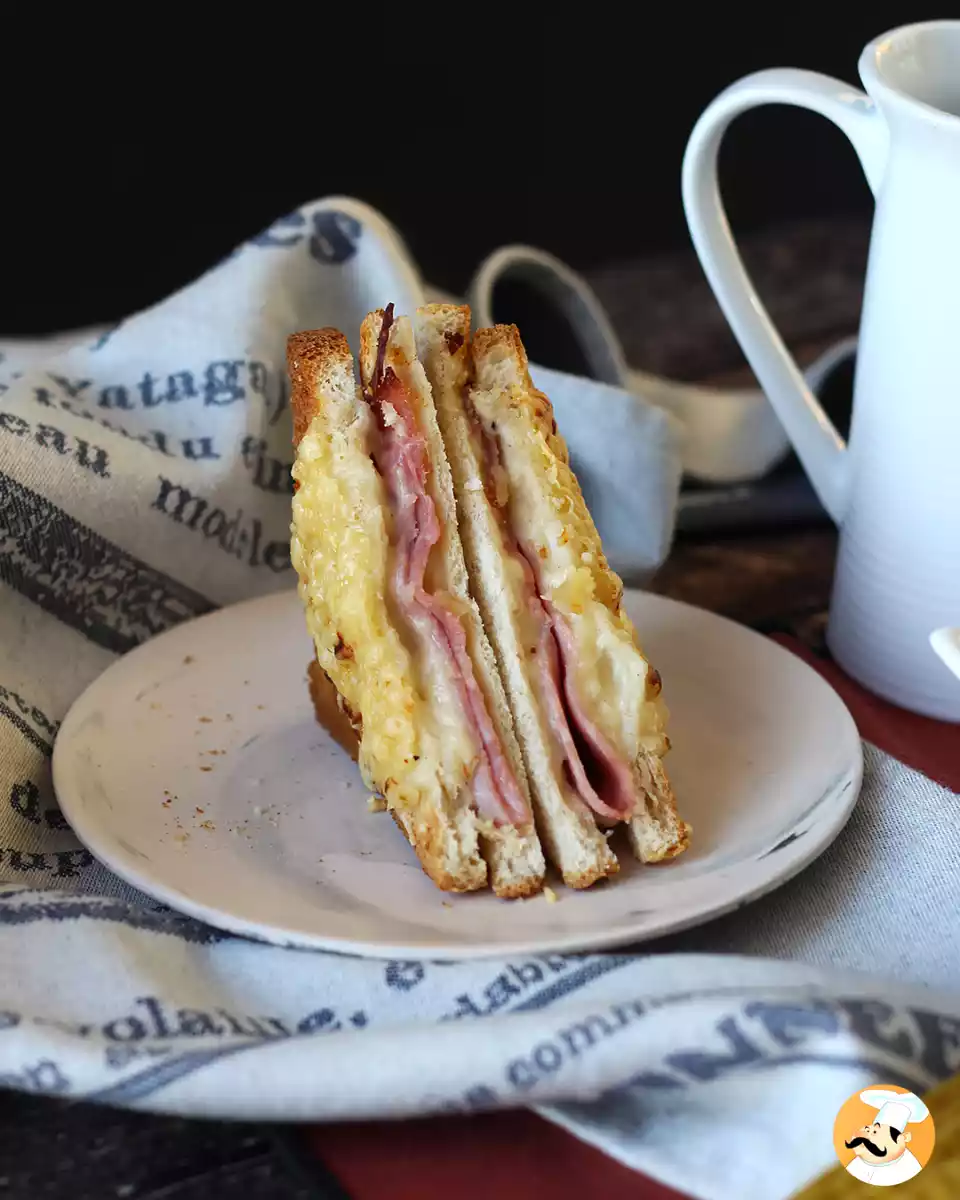 7. Hava fritözünde Croque monsieur