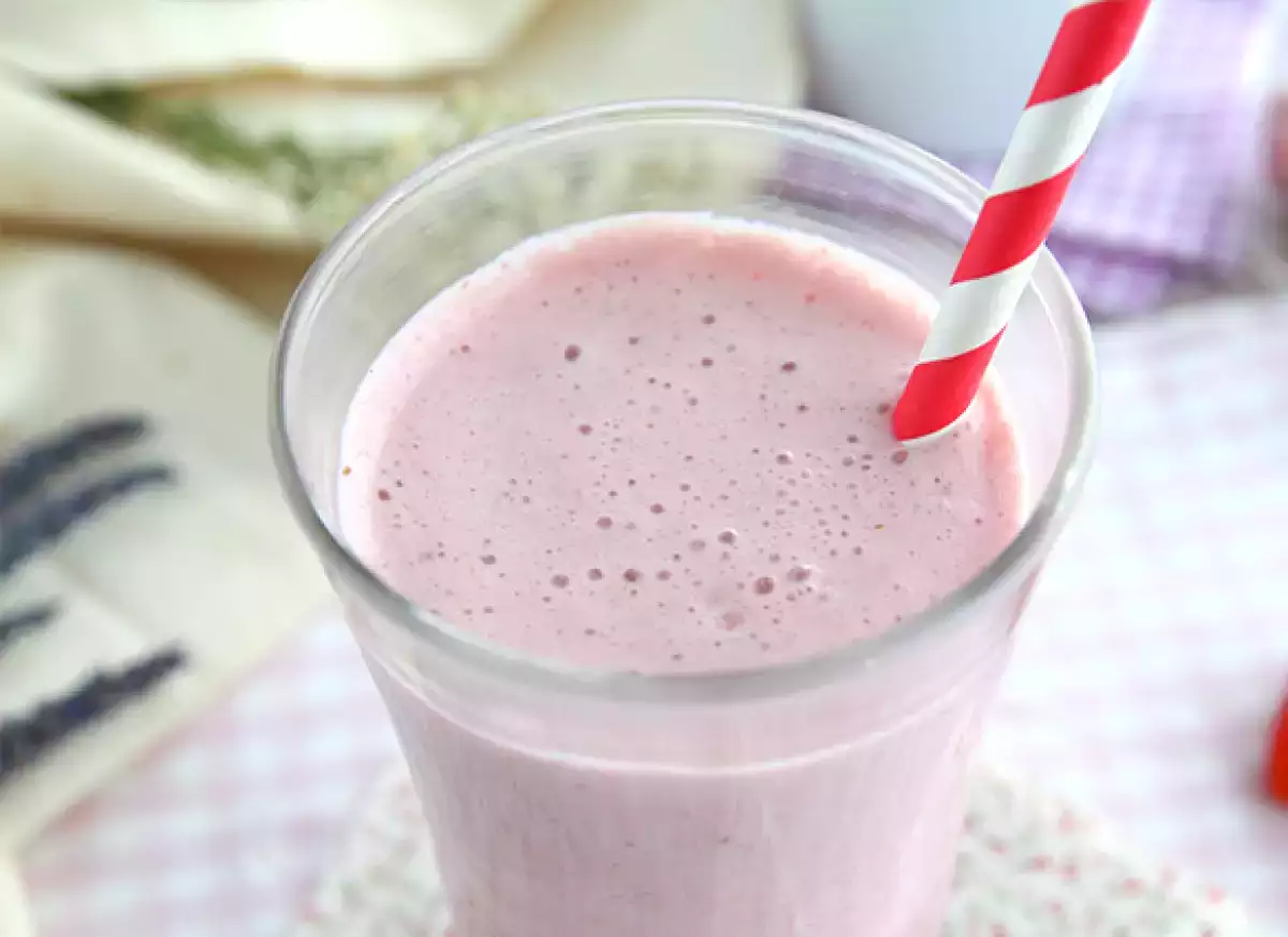 Çilekli kremalı shake