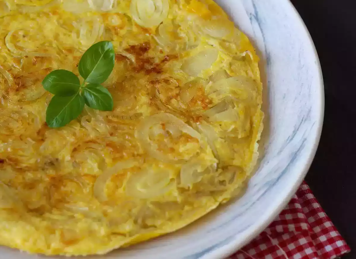8. Soğanlı omlet: zevkli sadelik