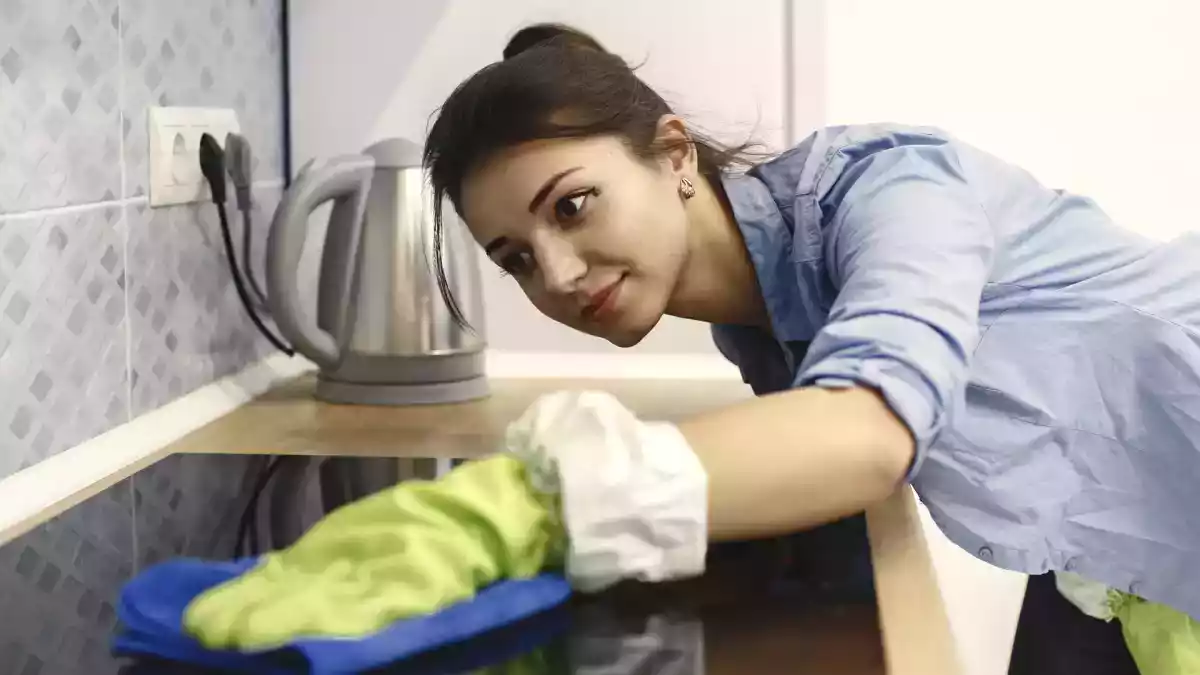Siz farkına varmadan mutfağınızda neden küf oluşur ve bir sorun haline gelmeden önce bunu önlemek için ne yapmalısınız?