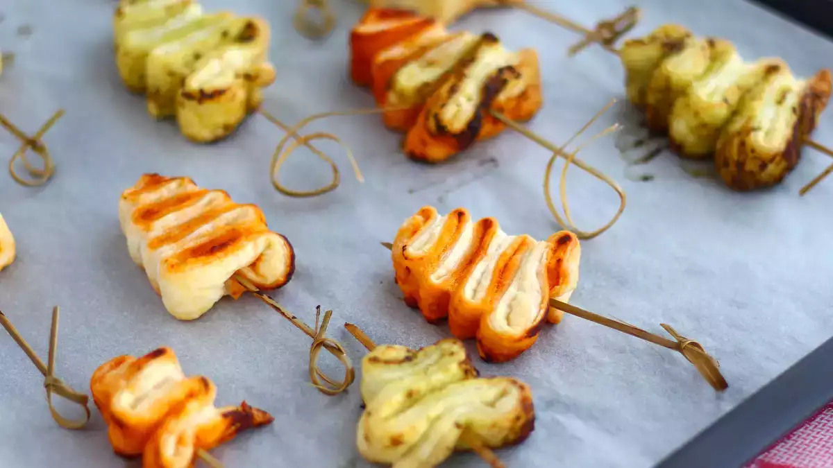 Zahmetsizce etkilemek isteyenler için sadece 3 malzemeli 10 Noel tarifi