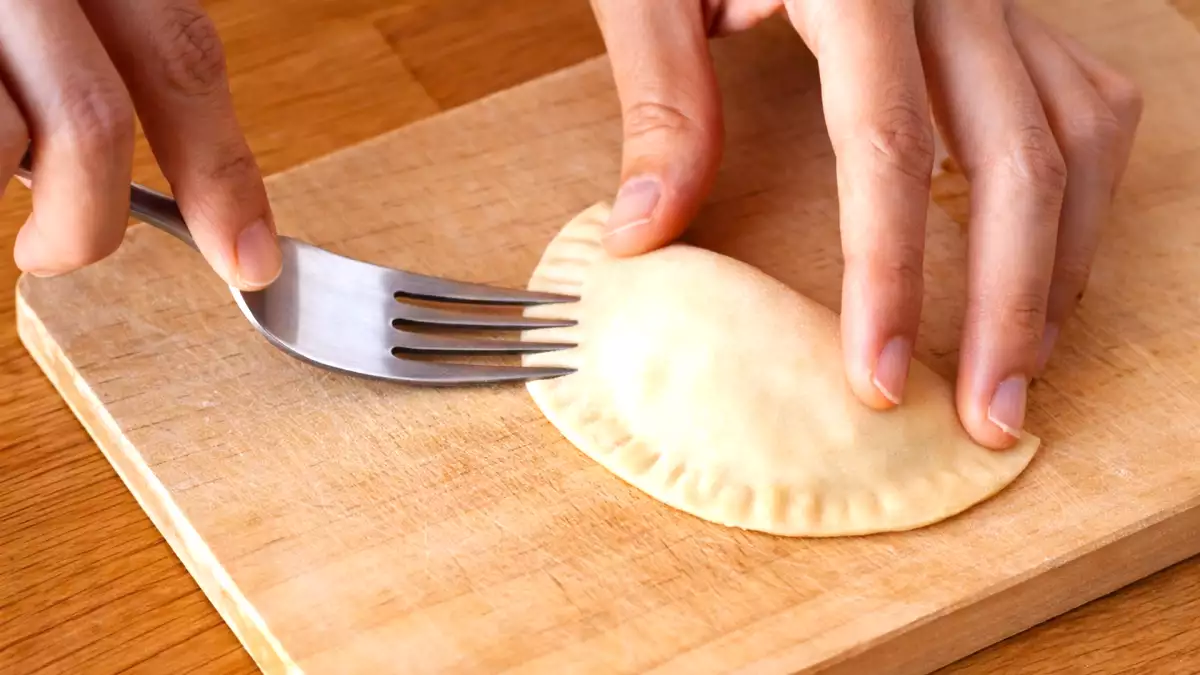 Çatalla yemek pişirme hileleri: Mutfağınızdaki en basit (ve en kullanışlı) çok amaçlı alet