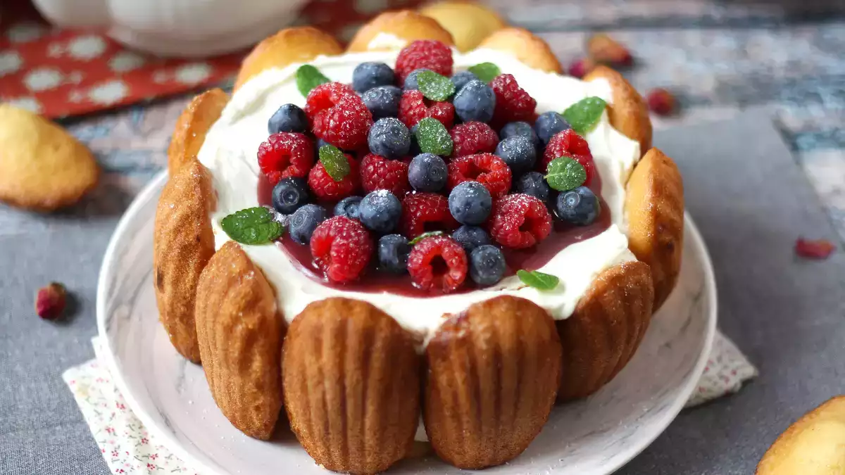 Harika bir tatlıyla herkesi şaşırtmak ister misiniz? Bunu hiç yapmadınız!