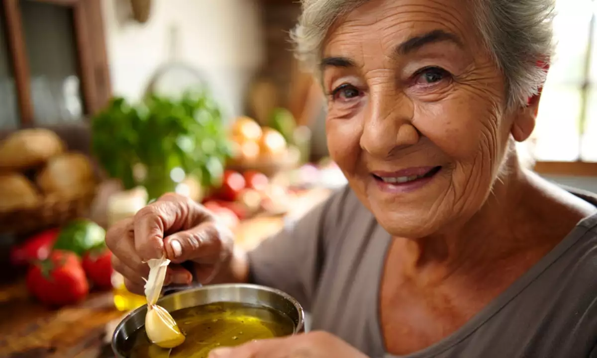 Büyükannem her zaman bilirdi: sarımsak çıkarılmalıdır ve bunun nedeni düşündüğünüz gibi değildir