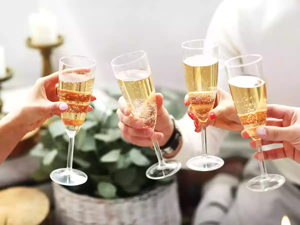 Yanlış köpüklü şarap almayın: Şampanya reyonunda brut, sek veya ekstra sek arasında nasıl seçim yapılır?
