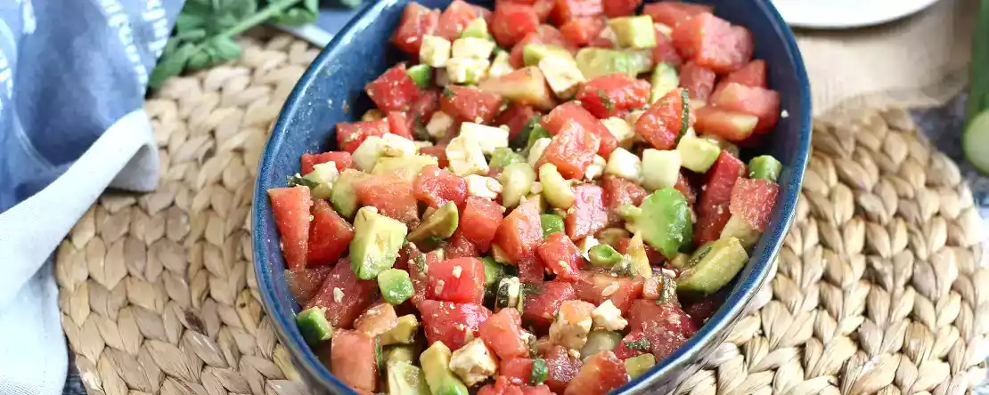 Bu salata gerçekten açlığı gideriyor ve yağları kurutuyor