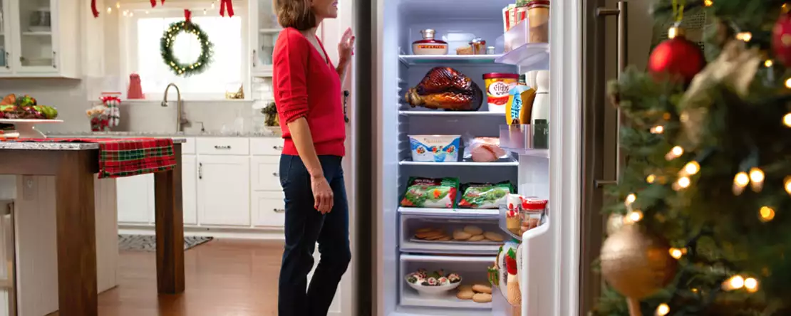 Noel'den önce dondurucunuzu nasıl düzenlersiniz, böylece akşam yemeği gününde çıldırmazsınız