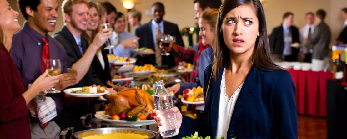 Noel, panettone, şirket partileri... diyet yapan bir baş belasına dönüşmeden dengenizi koruyabilir misiniz?