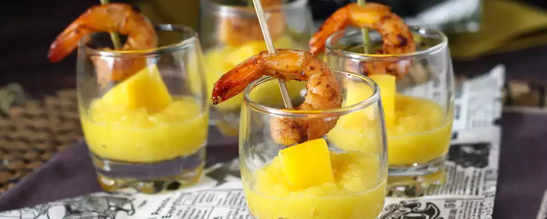 İlk tosttan son kaşığa kadar akşam yemeğinde sürpriz yapmak için taze meyveli 12 fikir