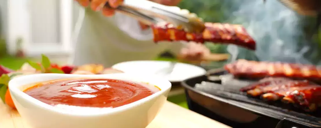 Barbekü sosu: evde yapın ve her eti dönüştürün