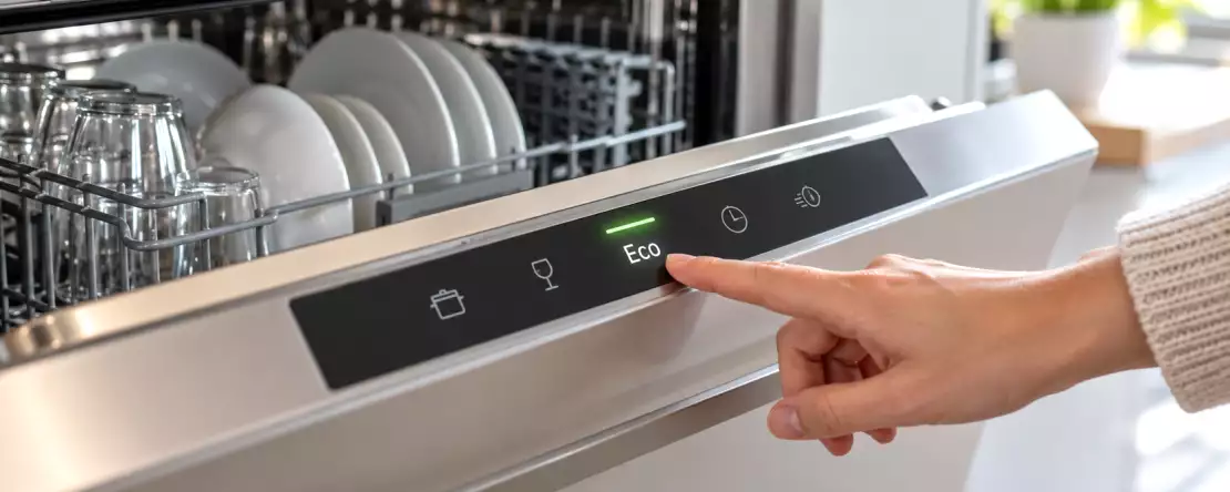 Bulaşık makinesinin Eco programı gerçekten enerji tasarrufu sağlıyor mu? Ne kadar tasarruf edebileceğinizi öğrenin