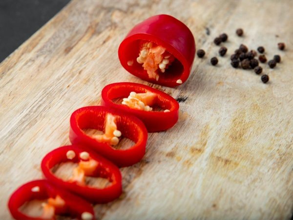 Baharatlı yiyecekler yediğinizde vücudunuzda gerçekten ne olur?