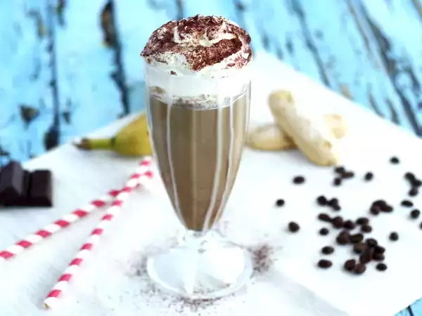 Her yaz öğleden sonrasını kurtaracak 8 ferahlatıcı smoothie