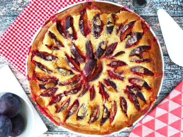 Tekrar tekrar yapmak isteyeceğiniz çörek erikli tart