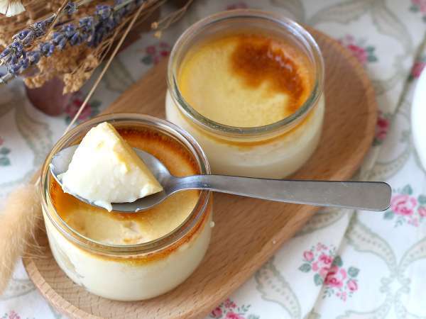 Büyükannenin sırrı: Sadece 4 malzeme ile dünyanın en kremalı tatlısını yaratıyor