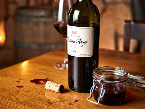 Şarabınızı mı kaybettiniz? Bozulmadan günlerce dayanmasını sağlayan TikTok numarası (ve pompa veya özel mantar kullanmadan!)