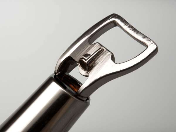 Tirbuşonunuz mu bitti? Endişelenmeyin: Bu acil durum teknikleri aperatiflerinizi kurtaracak