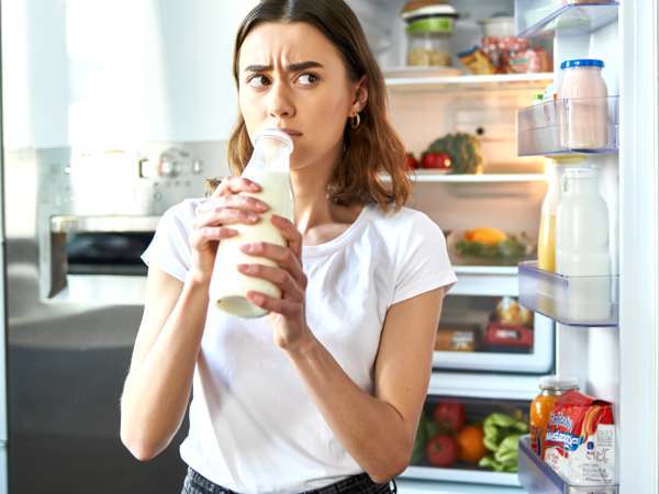 Biberondan soğuk süt içmek: bağışıklık sistemini zayıflatan alışkanlık