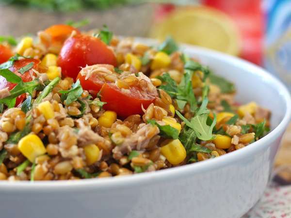 Buzdolabını boşaltmak için 9 akıllıca fikir ('yemek artıkları bitti' gibi görünmeden)