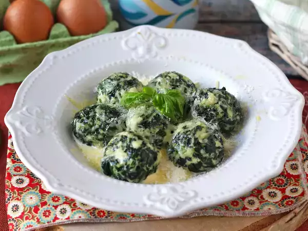 Önceden hazırlanması kolay (ve masada her zaman harika görünen) 12 fırınlanmış tatil yemeği