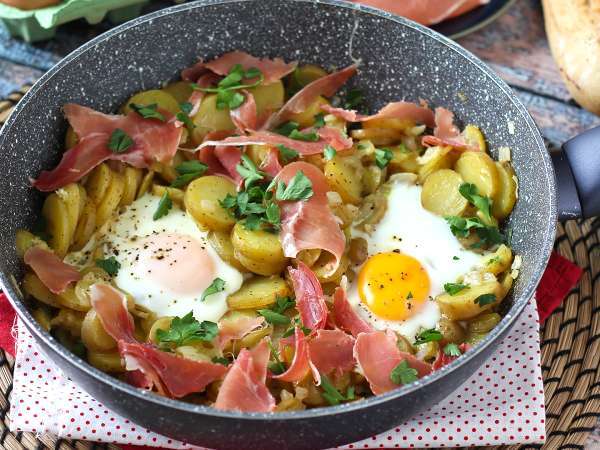 Fırına elveda: Çok daha az çabayla iyi yemek pişirebileceğinizi kanıtlayan 14 inanılmaz kızartma tavası tarifi