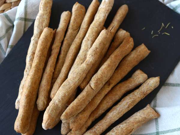 Paylaşmak için 9 lezzetli ve çıtır fikir: her akşamı küçük bir etkinliğe dönüştüren kolay atıştırmalıklar