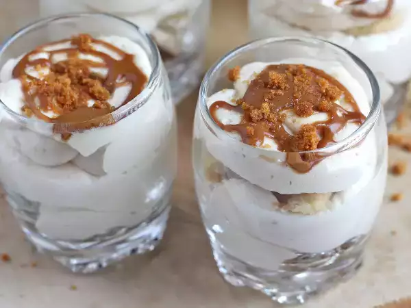 Mascarpone'un buzdolabında son kullanma tarihi mi geçiyor? Onu hemen kullanmak isteyeceğiniz 16 kremalı, hızlı ve karşı konulmaz tatlıyı keşfedin