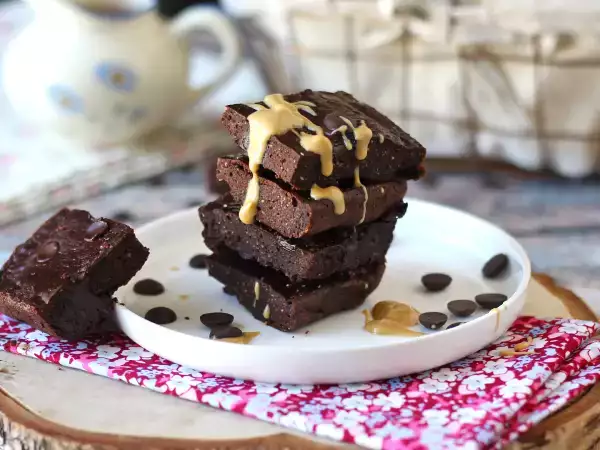 Proteini atlamadan kendinizi şımartmak için peynir altı suyu kullanılan 6 tarif