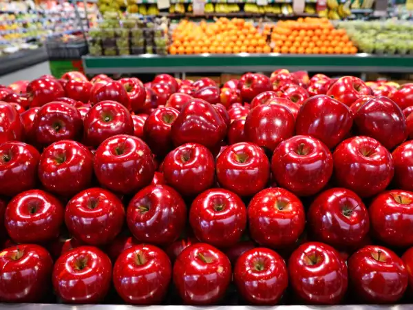 Süpermarketten aldığınız o parlak elmalara güveniyor musunuz? Arkasında çok az kişinin bildiği bir şey var