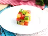 Makaleler: Yaz aylarında konuklarınızın beğenisini kazanacak yaratıcı meyve salatası!