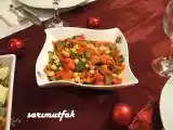 Tarif Kirmizi bi̇ber salatasi