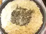 Tarif Tas kebap ve patatesli̇ gül böreği̇