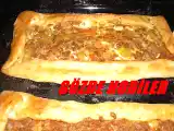 Tarif Kiymali ve kaşar peyni̇rli̇ pi̇de
