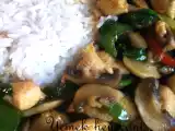 Tarif Wok tavasında soya soslu sebzeli tavuk
