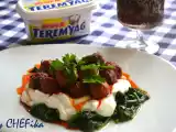Tarif Ispanak yatağında soslu köfte
