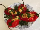 Tarif Çerkez usulü peyni̇rli̇ kirmizi bi̇ber dolma ve peyni̇rli̇ kirmizi bi̇ber sarma