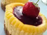 Tarif Frambuaz soslu mini cheesecake'ler
