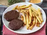 Tarif Air fryer'da kıyılmış biftek nasıl pişirilir?