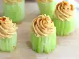 Tarif Vegan salatalık ve humuslu kekler