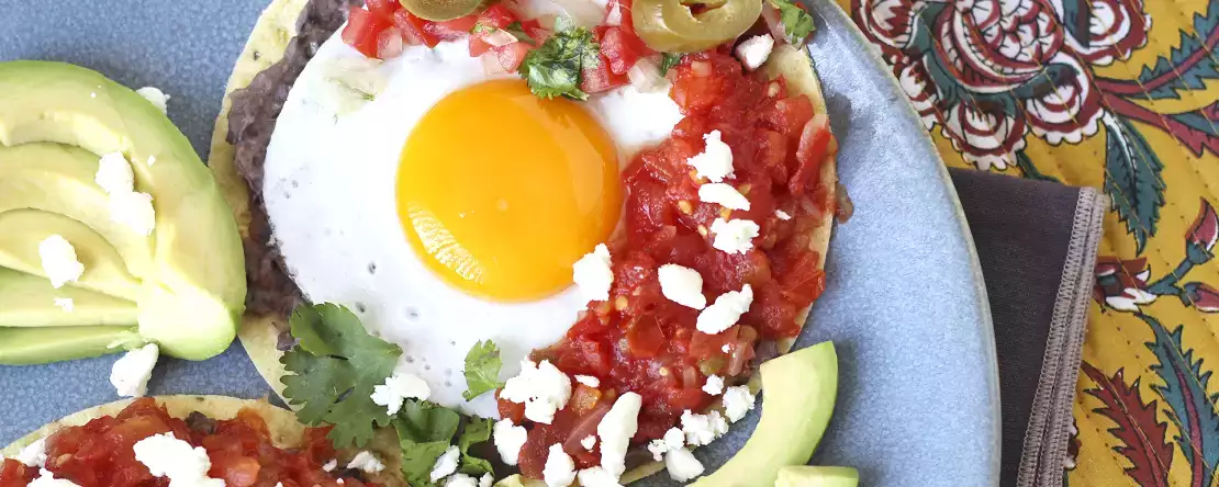 Huevos rancheros: i̇konik ve lezzetli meksika tarifi