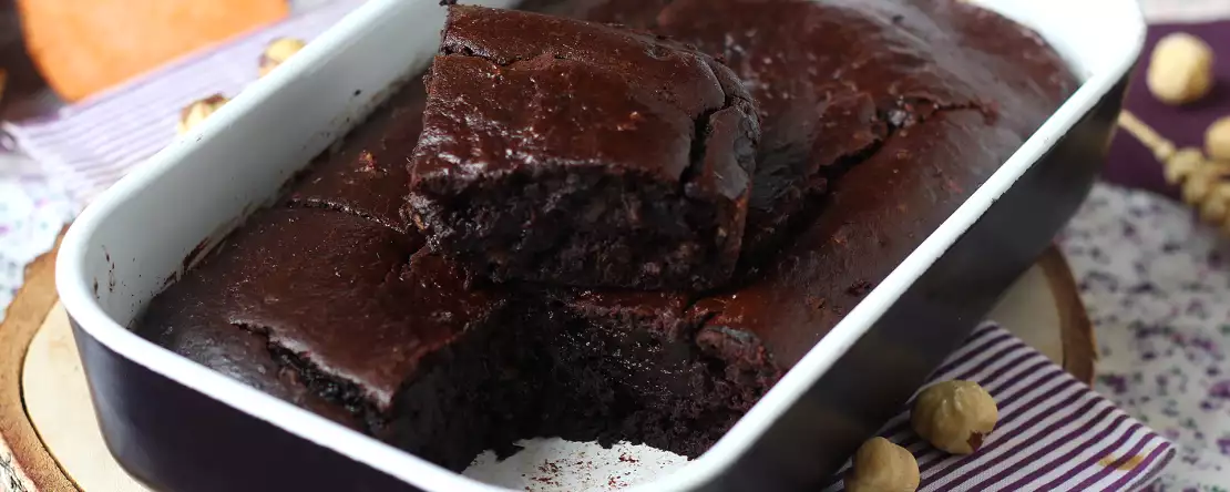 Tereyağı ve yağsız tatlı patatesli brownie