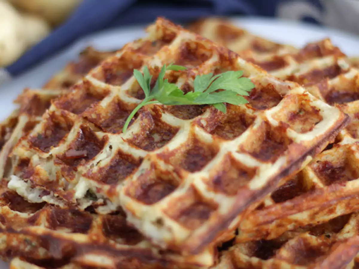 Tarif Pastırma, comté ve patatesli waffle