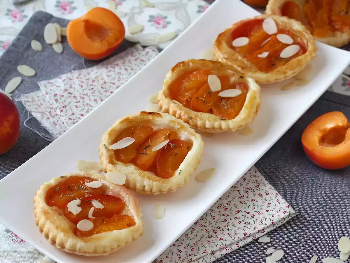 Tarif Kayısılı tartelettes tatin, misafirleriniz olduğunda hızlı tatlı!
