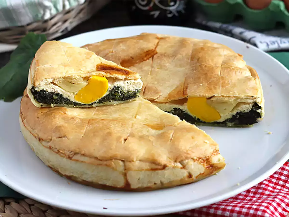Tarif Ispanak, ricotta ve yumurtalı börek - i̇talyan torta pasqualina
