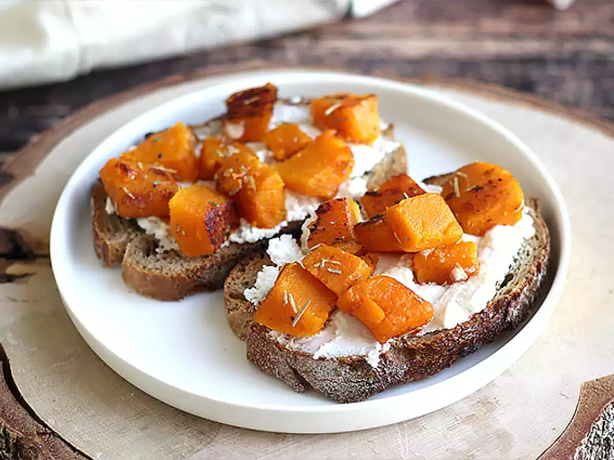 Tarif Butternut ricotta ve yumurtalı sandviçler