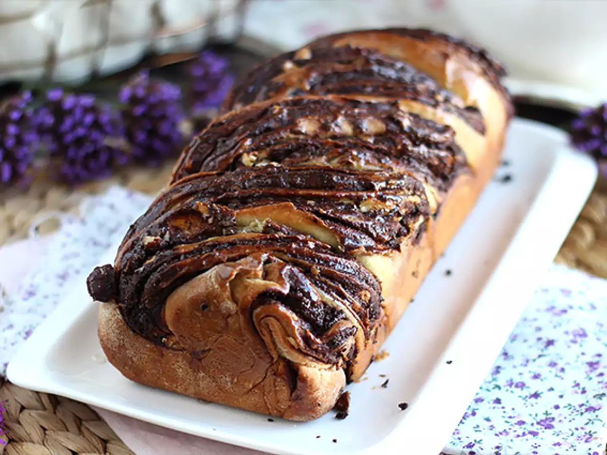 Tarif Çikolatalı ve fındıklı babka brioche